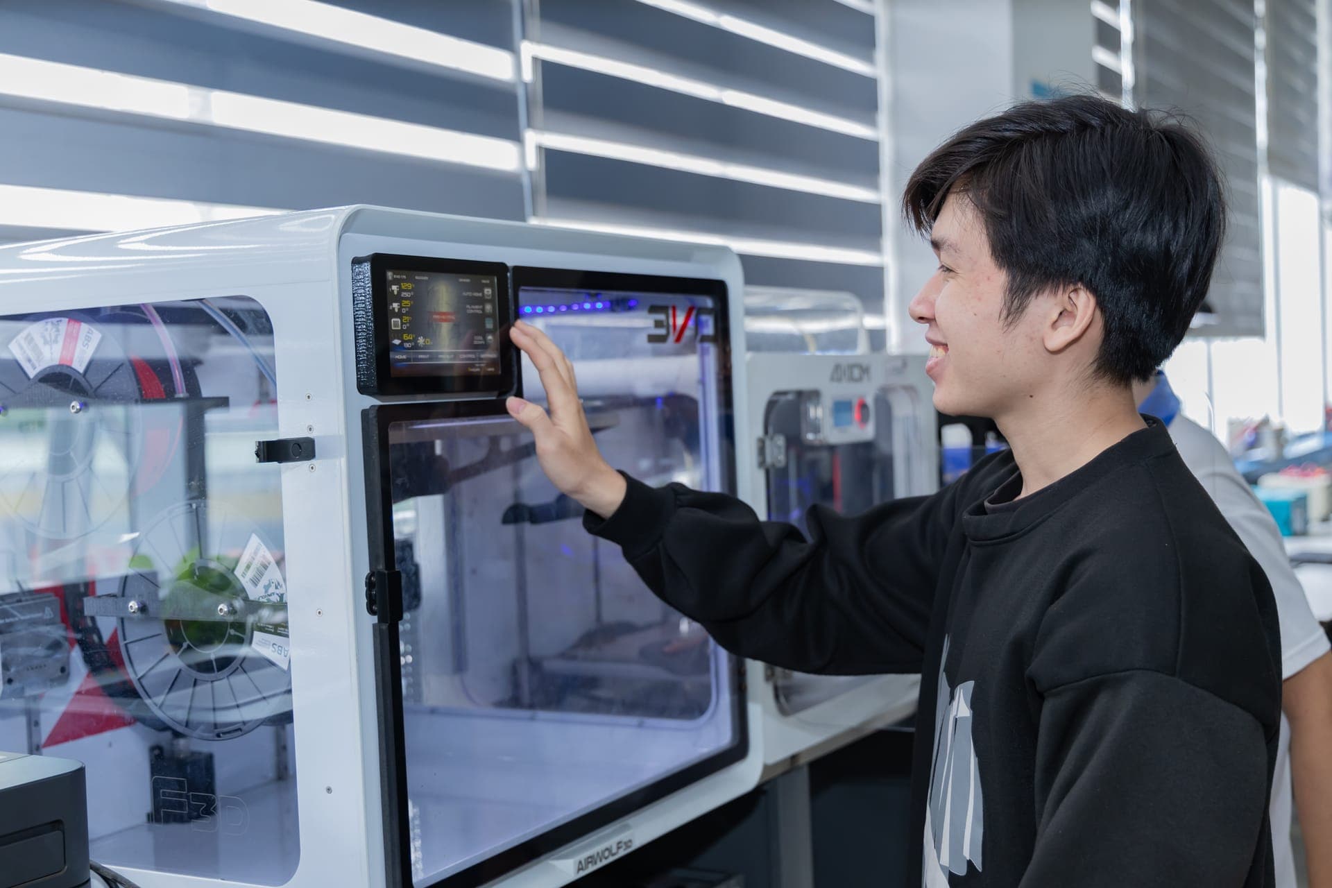 Hydrogen & Green Energy